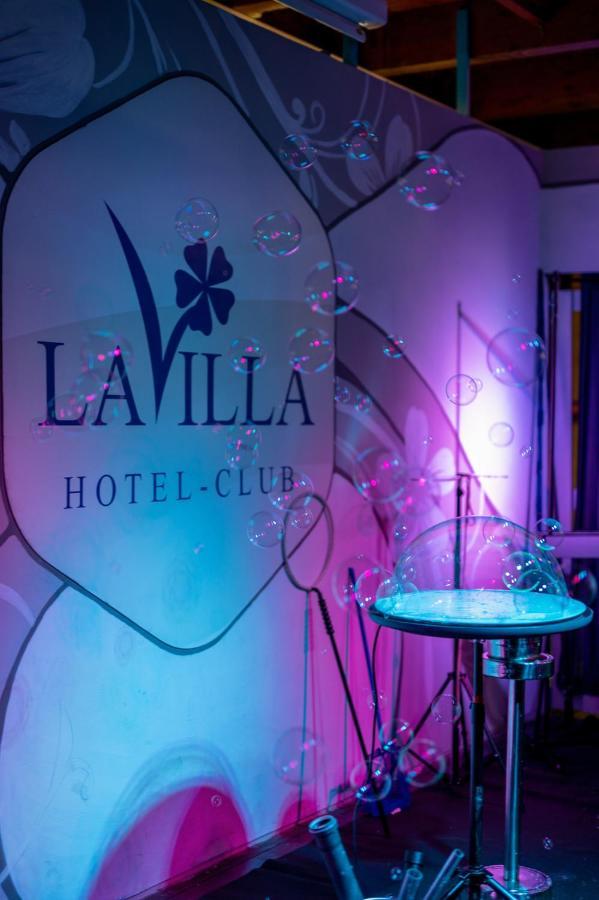 Hotel Club La Villa มาร์ตินซิกูโร ภายนอก รูปภาพ